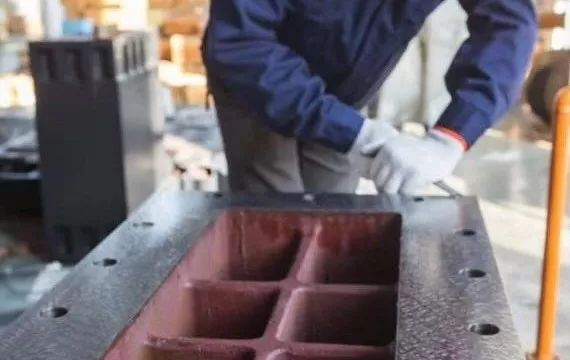 為什么精密機(jī)床都要手工鏟花？